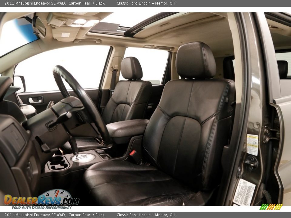 2011 Mitsubishi Endeavor SE AWD Carbon Pearl / Black Photo #5