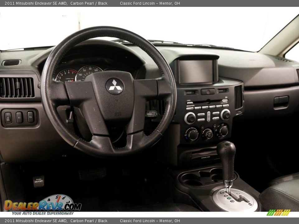 2011 Mitsubishi Endeavor SE AWD Carbon Pearl / Black Photo #6