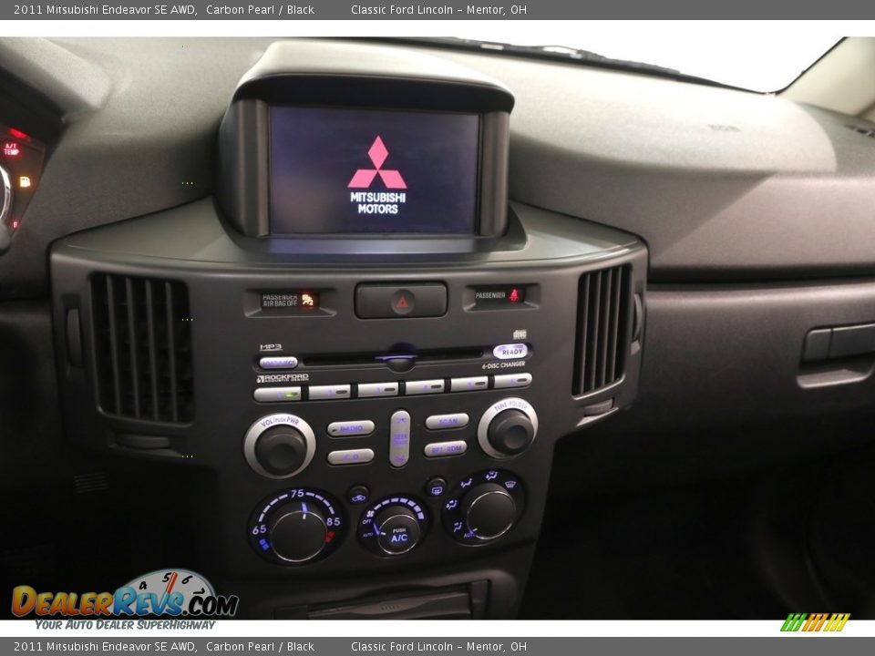 2011 Mitsubishi Endeavor SE AWD Carbon Pearl / Black Photo #9