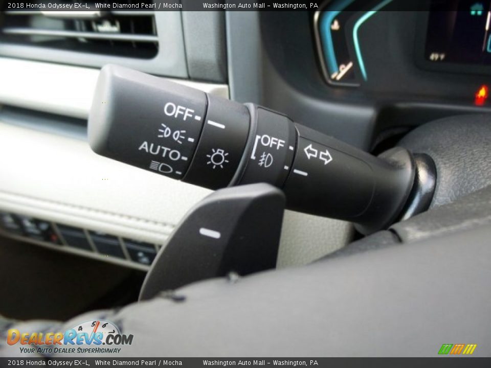 2018 Honda Odyssey EX-L White Diamond Pearl / Mocha Photo #20