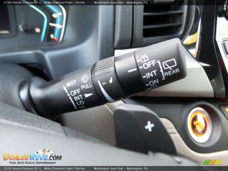 2018 Honda Odyssey EX-L White Diamond Pearl / Mocha Photo #22