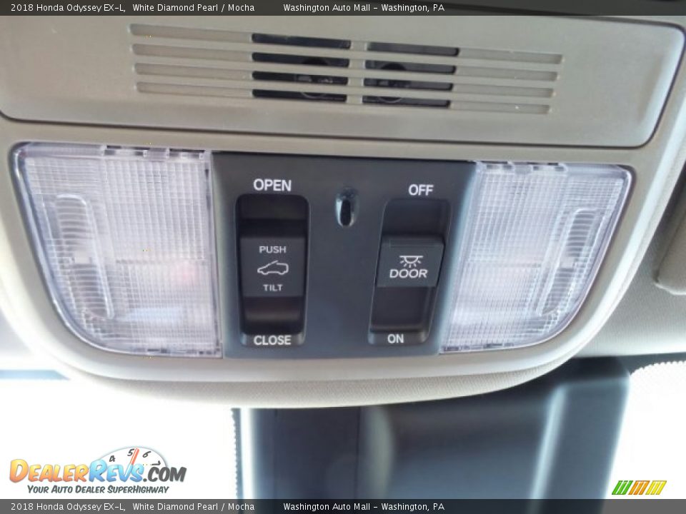 2018 Honda Odyssey EX-L White Diamond Pearl / Mocha Photo #31
