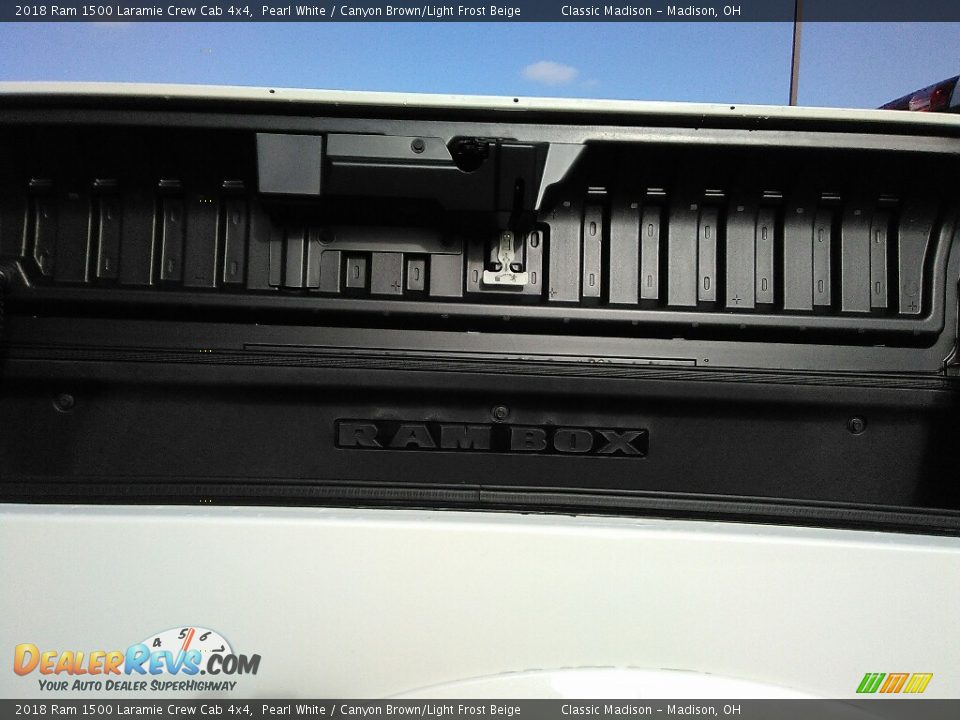 2018 Ram 1500 Laramie Crew Cab 4x4 Pearl White / Canyon Brown/Light Frost Beige Photo #2