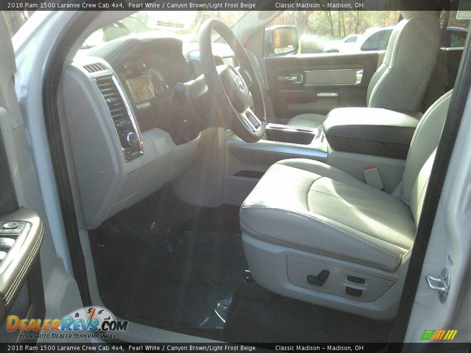 2018 Ram 1500 Laramie Crew Cab 4x4 Pearl White / Canyon Brown/Light Frost Beige Photo #4