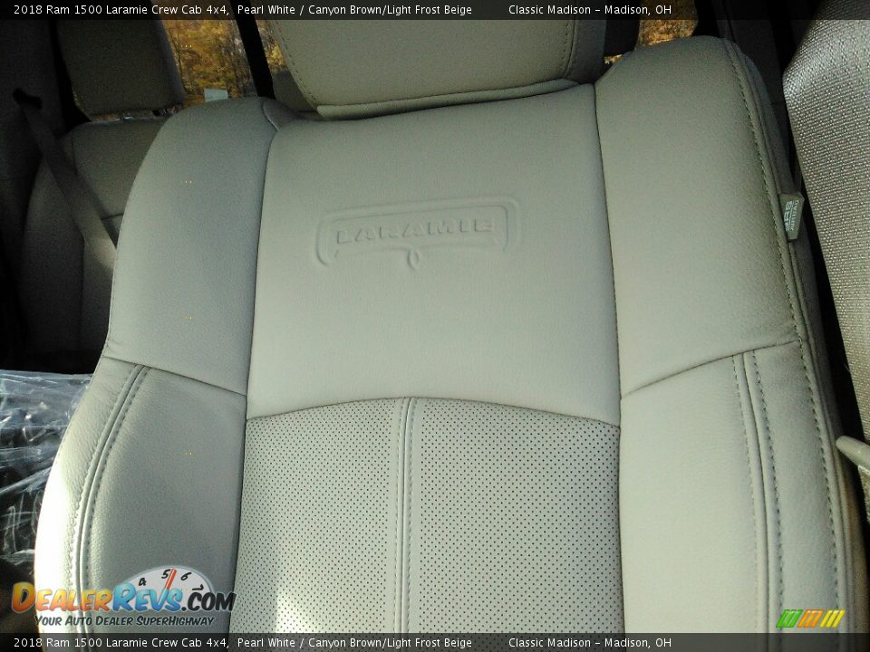 2018 Ram 1500 Laramie Crew Cab 4x4 Pearl White / Canyon Brown/Light Frost Beige Photo #5