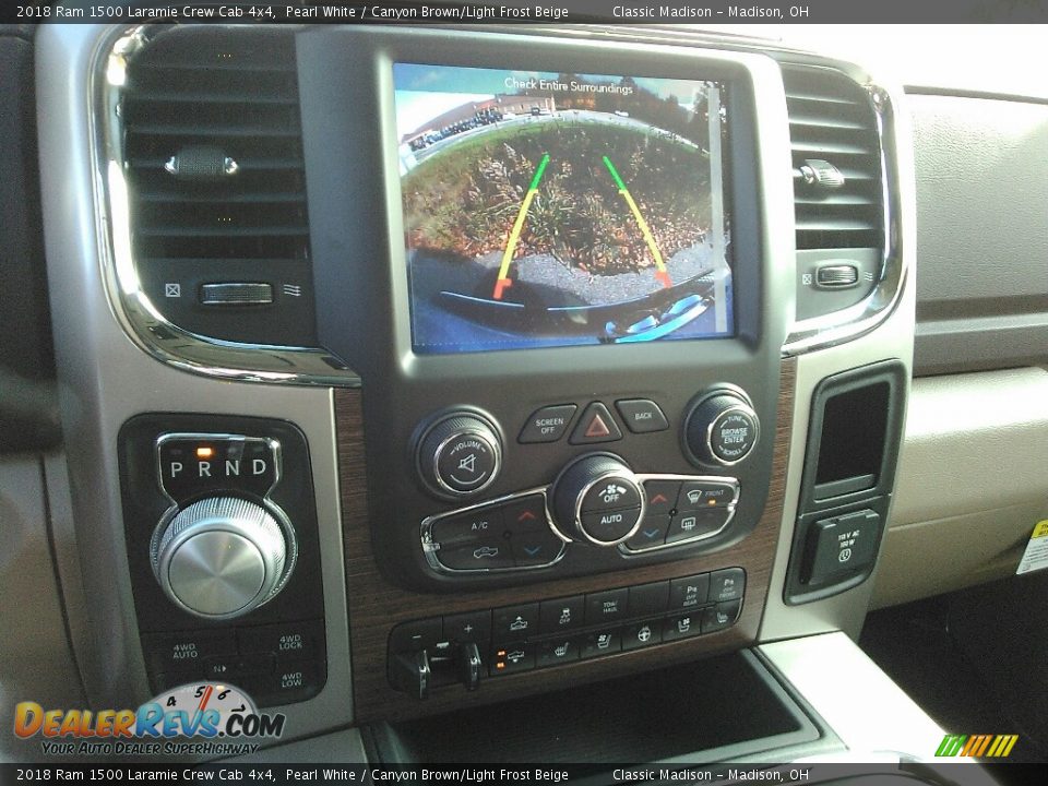 2018 Ram 1500 Laramie Crew Cab 4x4 Pearl White / Canyon Brown/Light Frost Beige Photo #10