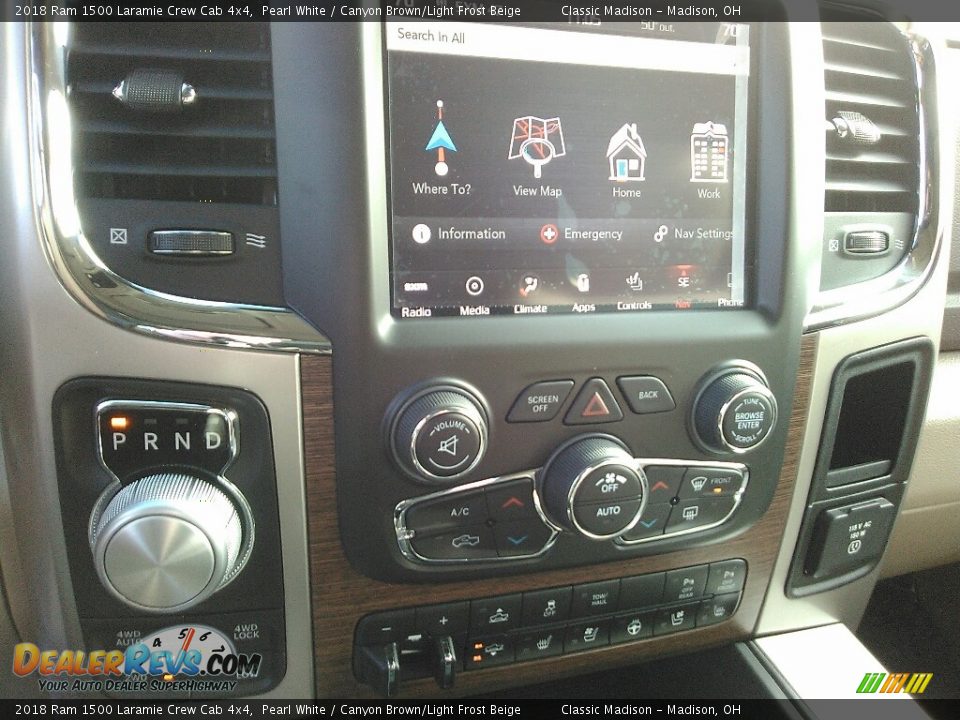 2018 Ram 1500 Laramie Crew Cab 4x4 Pearl White / Canyon Brown/Light Frost Beige Photo #12