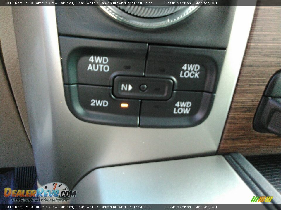 2018 Ram 1500 Laramie Crew Cab 4x4 Pearl White / Canyon Brown/Light Frost Beige Photo #14