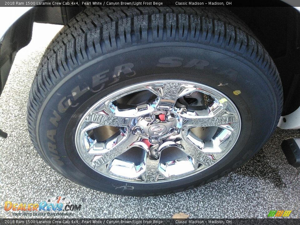 2018 Ram 1500 Laramie Crew Cab 4x4 Pearl White / Canyon Brown/Light Frost Beige Photo #17