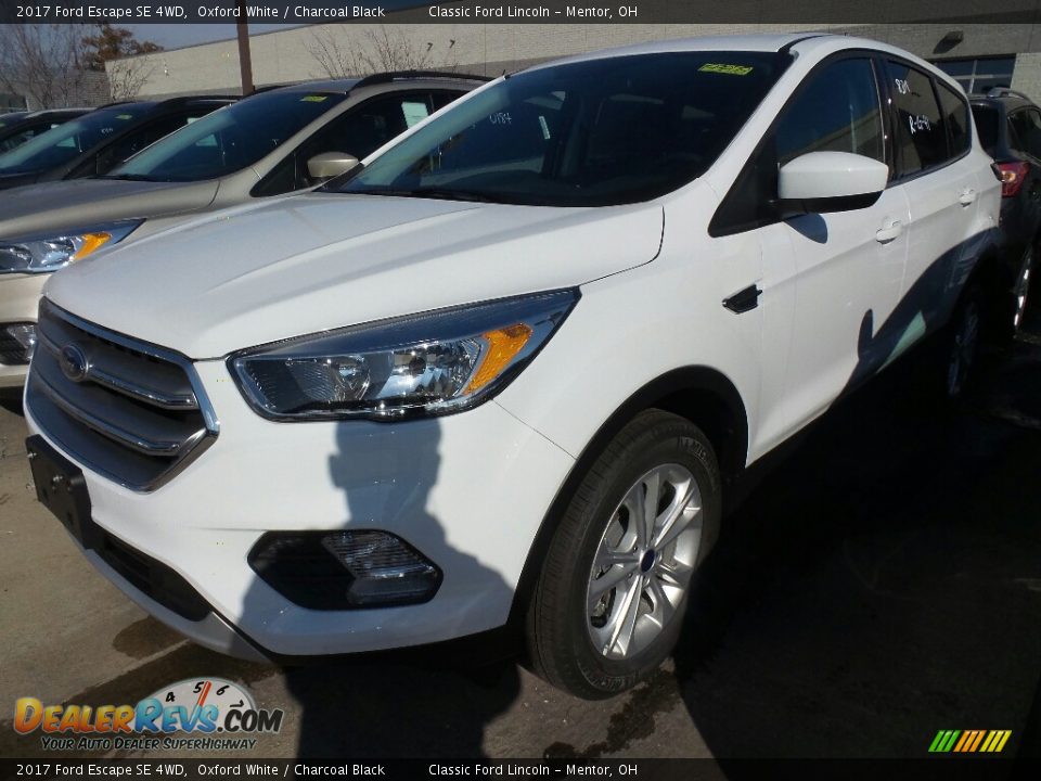 2017 Ford Escape SE 4WD Oxford White / Charcoal Black Photo #1