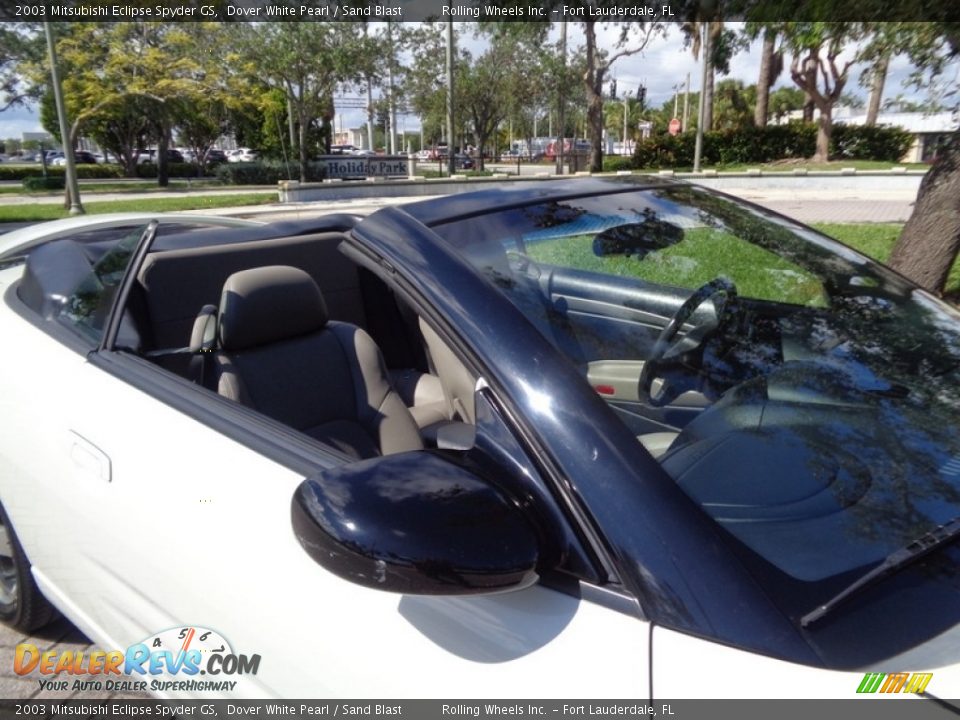 2003 Mitsubishi Eclipse Spyder GS Dover White Pearl / Sand Blast Photo #19