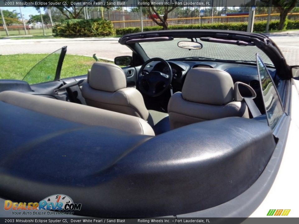 2003 Mitsubishi Eclipse Spyder GS Dover White Pearl / Sand Blast Photo #22