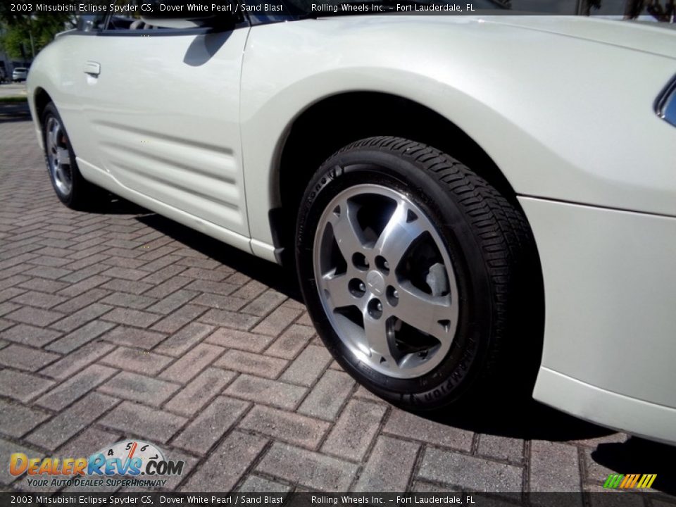 2003 Mitsubishi Eclipse Spyder GS Dover White Pearl / Sand Blast Photo #24