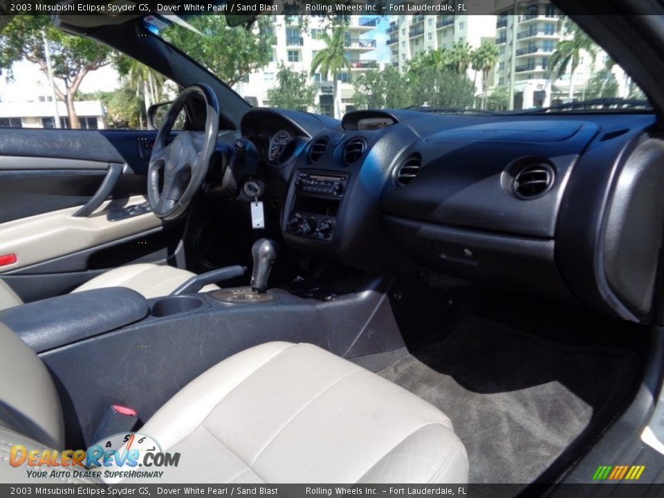 2003 Mitsubishi Eclipse Spyder GS Dover White Pearl / Sand Blast Photo #27