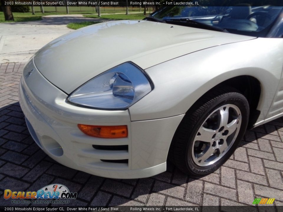 2003 Mitsubishi Eclipse Spyder GS Dover White Pearl / Sand Blast Photo #28