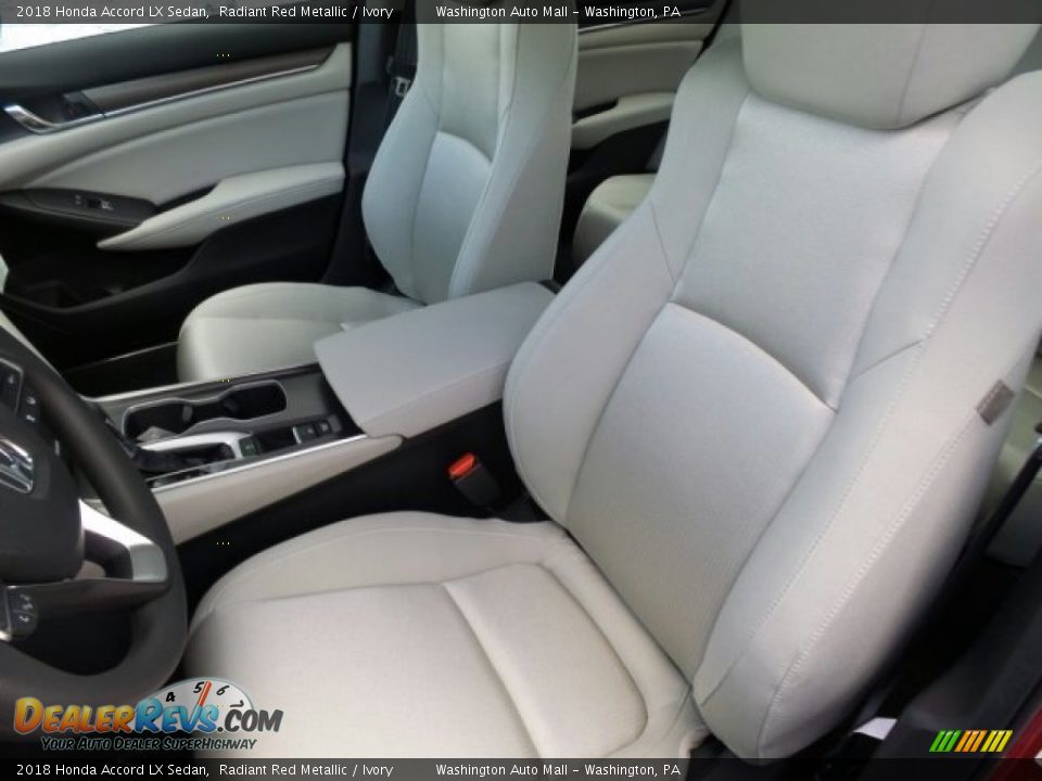 2018 Honda Accord LX Sedan Radiant Red Metallic / Ivory Photo #9
