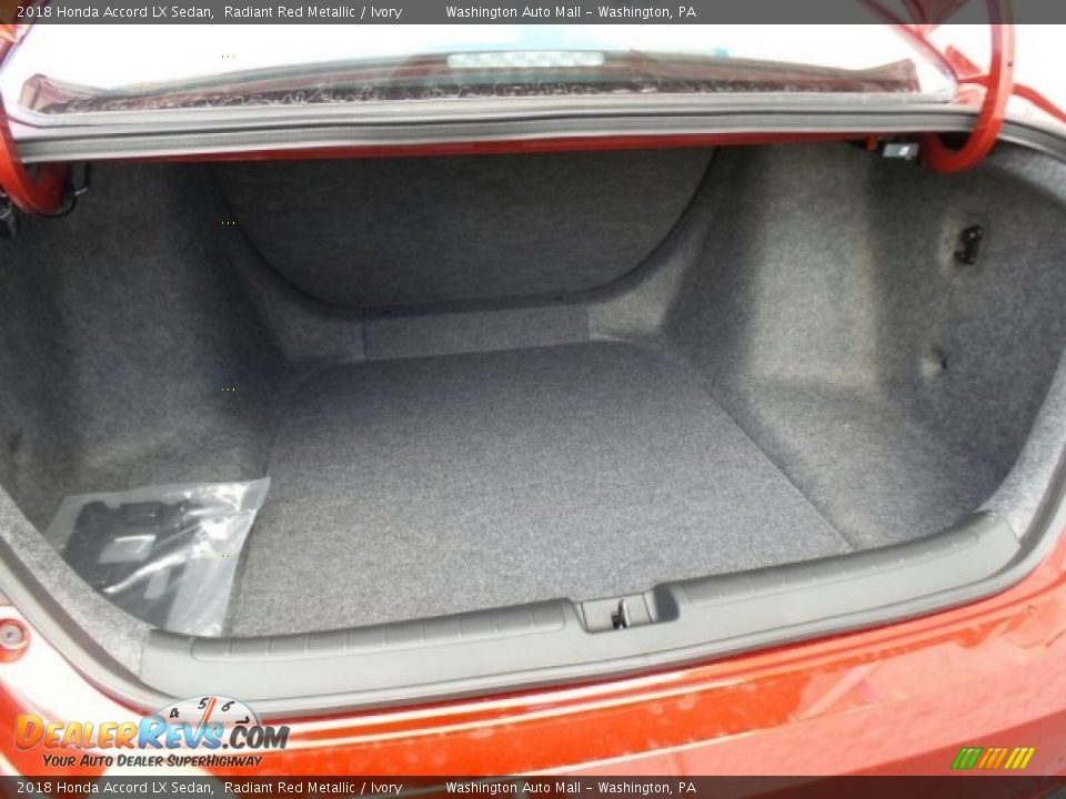 2018 Honda Accord LX Sedan Radiant Red Metallic / Ivory Photo #11