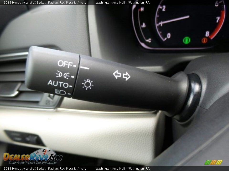 2018 Honda Accord LX Sedan Radiant Red Metallic / Ivory Photo #18