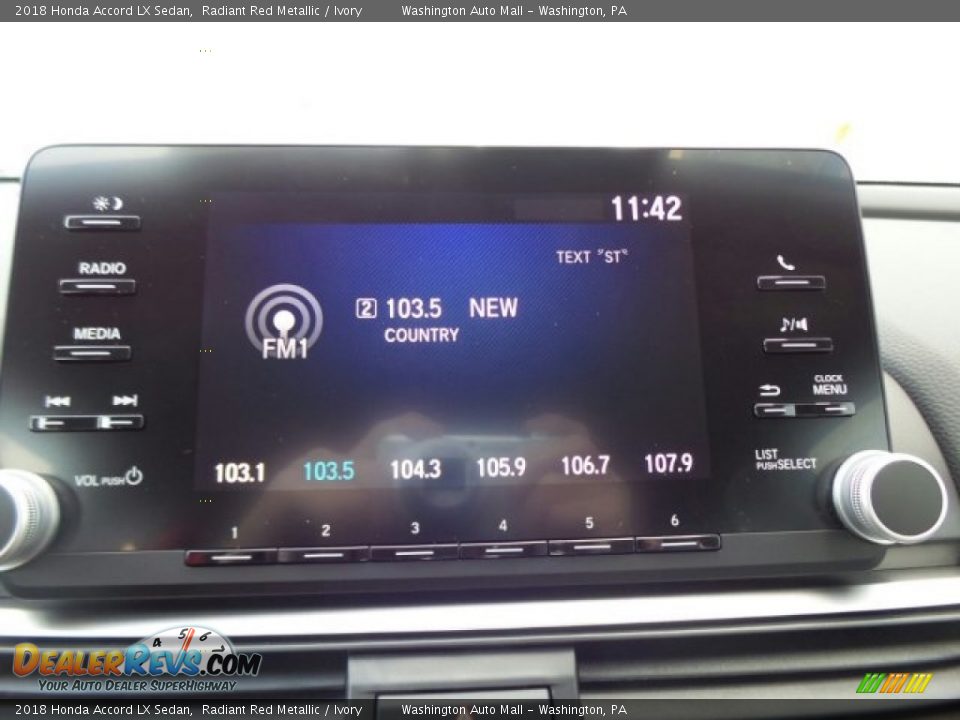 2018 Honda Accord LX Sedan Radiant Red Metallic / Ivory Photo #21