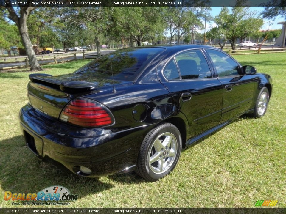 2004 Pontiac Grand Am SE Sedan Black / Dark Pewter Photo #9