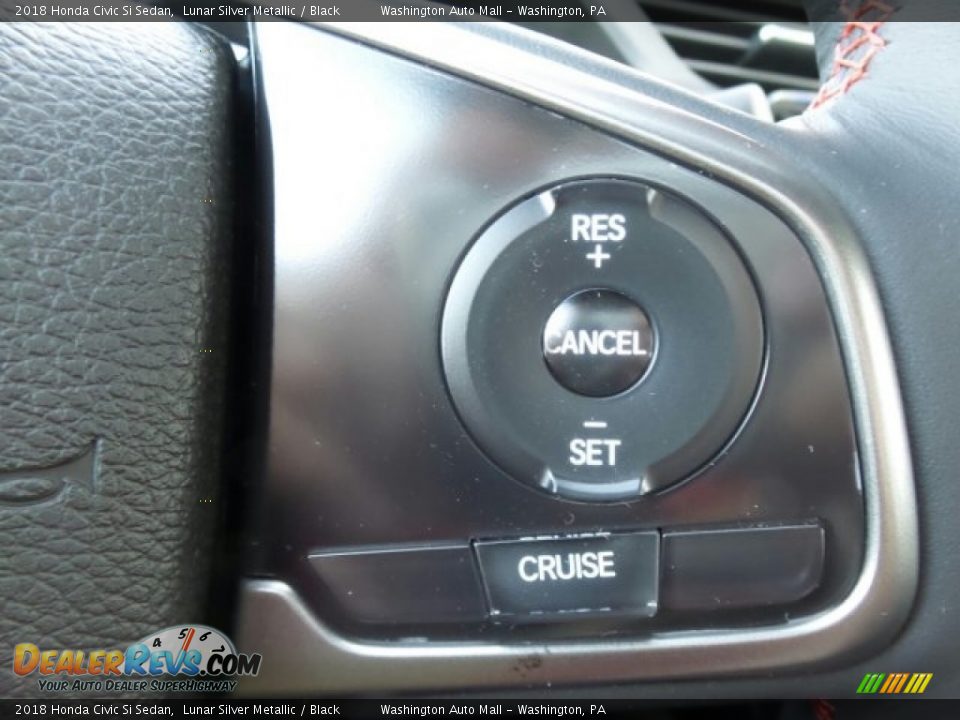 Controls of 2018 Honda Civic Si Sedan Photo #23