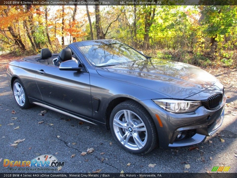 Front 3/4 View of 2018 BMW 4 Series 440i xDrive Convertible Photo #6