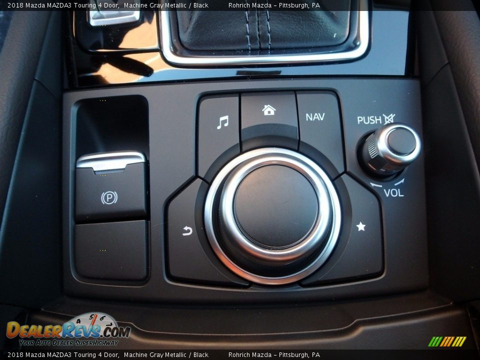 2018 Mazda MAZDA3 Touring 4 Door Machine Gray Metallic / Black Photo #13