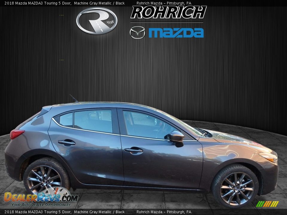 2018 Mazda MAZDA3 Touring 5 Door Machine Gray Metallic / Black Photo #2