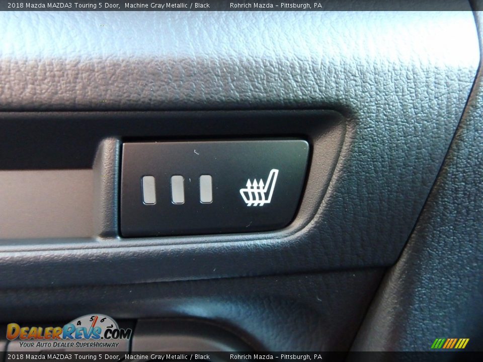 2018 Mazda MAZDA3 Touring 5 Door Machine Gray Metallic / Black Photo #14