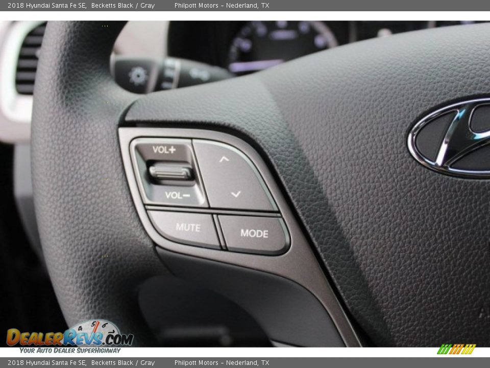 2018 Hyundai Santa Fe SE Becketts Black / Gray Photo #15