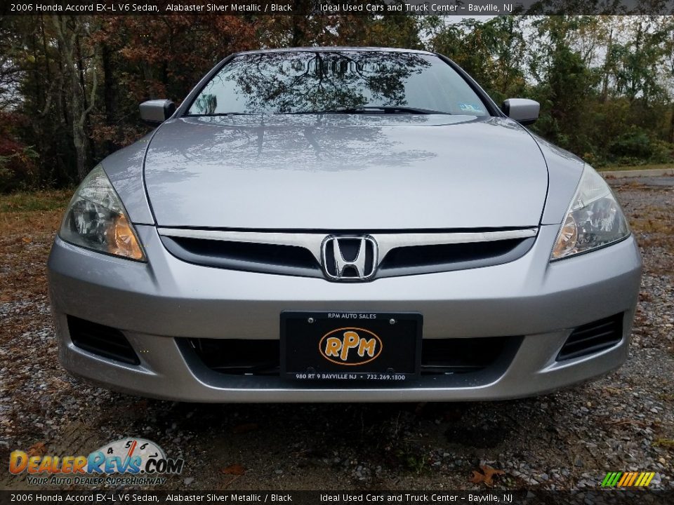 2006 Honda Accord EX-L V6 Sedan Alabaster Silver Metallic / Black Photo #2