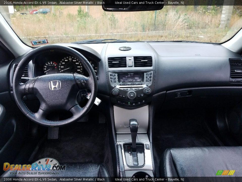 2006 Honda Accord EX-L V6 Sedan Alabaster Silver Metallic / Black Photo #23