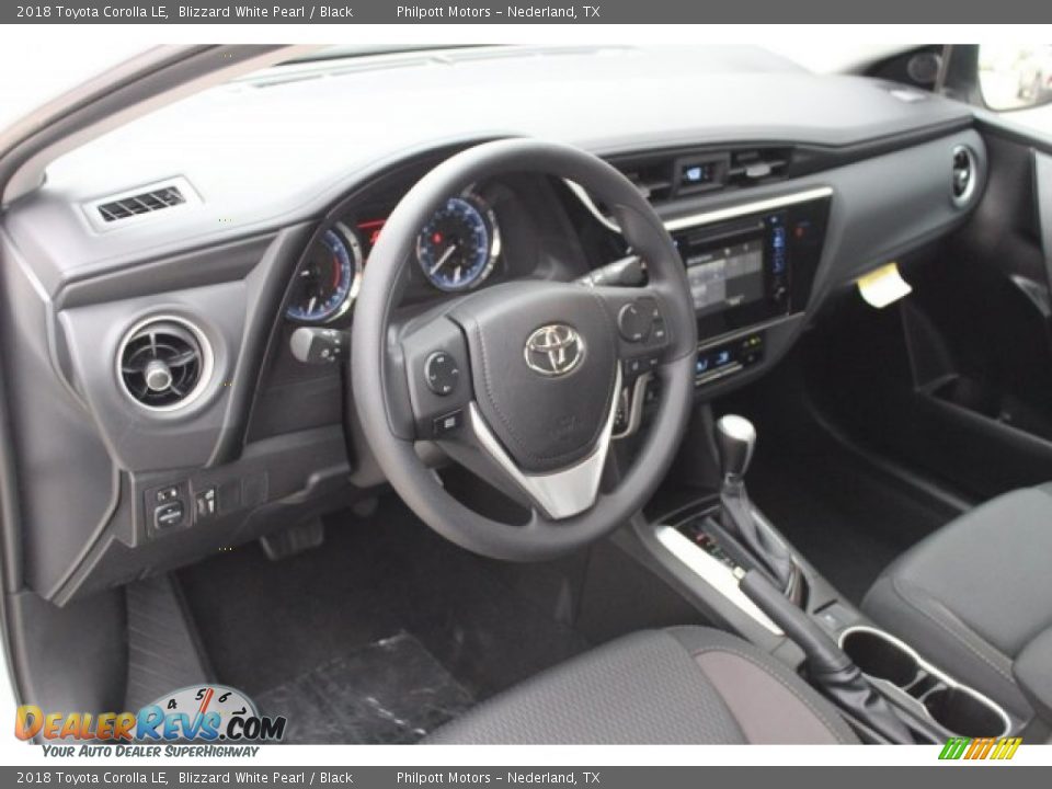 2018 Toyota Corolla LE Blizzard White Pearl / Black Photo #9