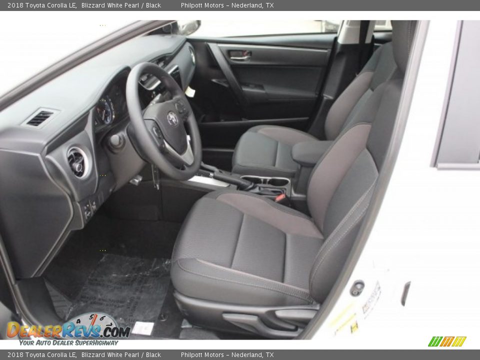 2018 Toyota Corolla LE Blizzard White Pearl / Black Photo #10