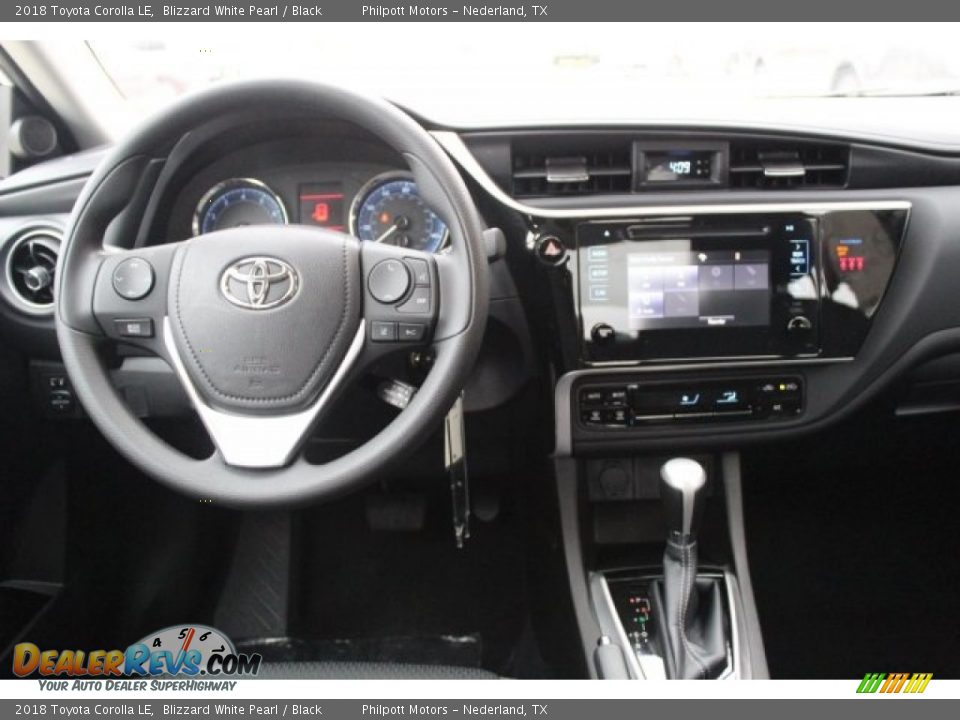 2018 Toyota Corolla LE Blizzard White Pearl / Black Photo #20