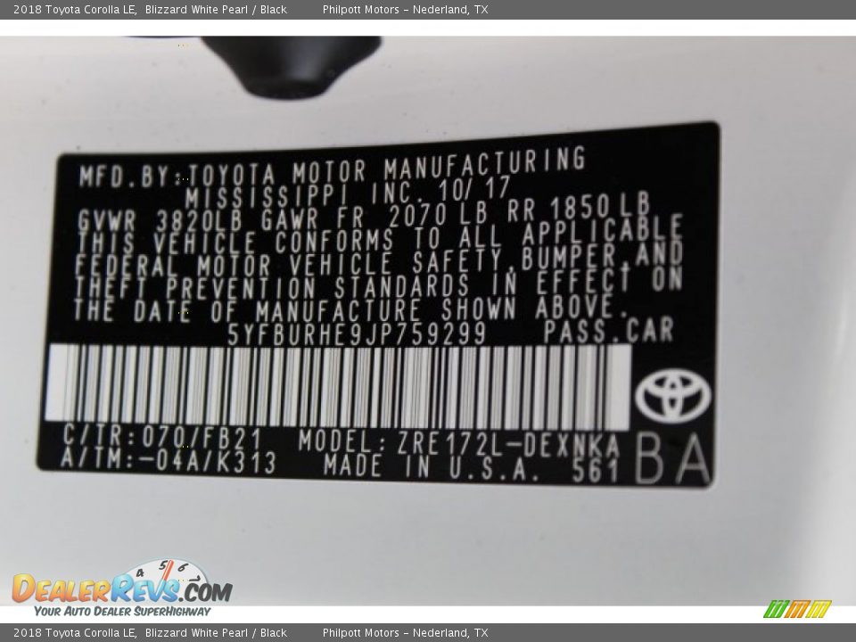2018 Toyota Corolla LE Blizzard White Pearl / Black Photo #25