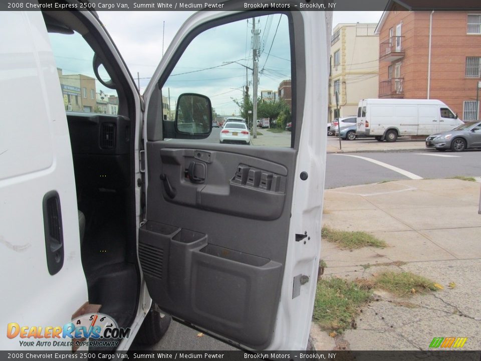 2008 Chevrolet Express 2500 Cargo Van Summit White / Medium Pewter Photo #16