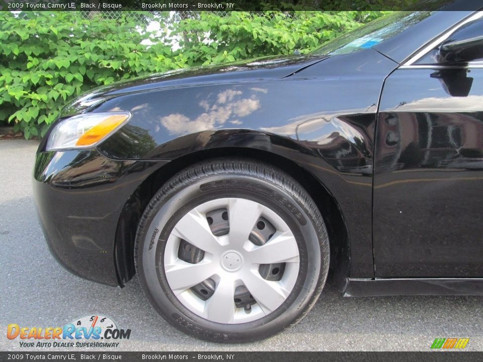 2009 Toyota Camry LE Black / Bisque Photo #11