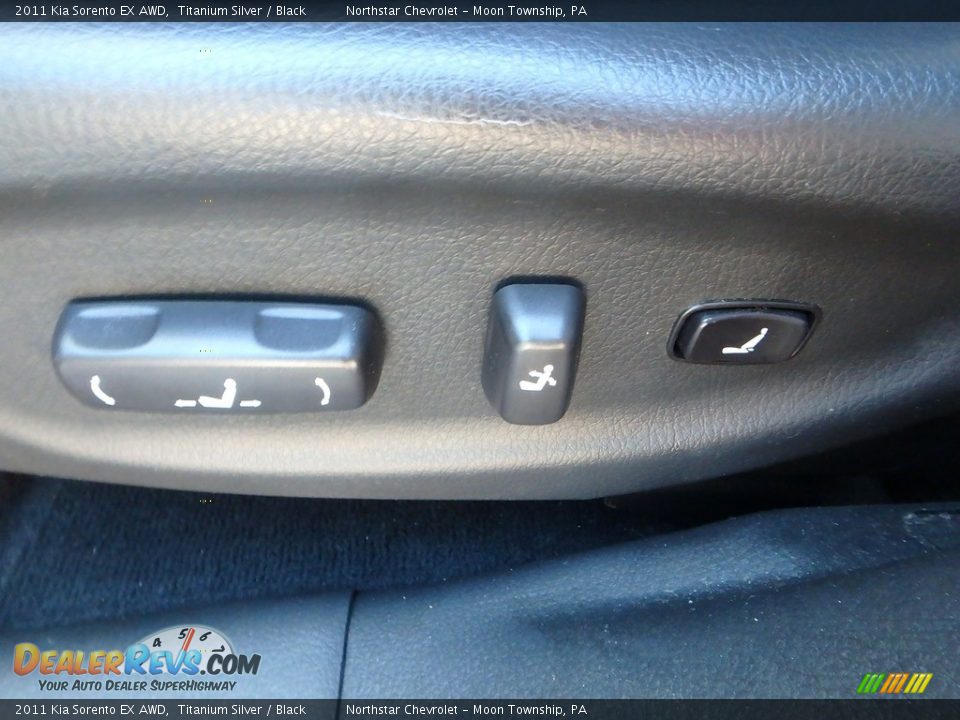 2011 Kia Sorento EX AWD Titanium Silver / Black Photo #12