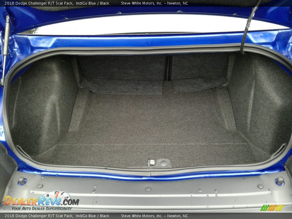 2018 Dodge Challenger R/T Scat Pack IndiGo Blue / Black Photo #11