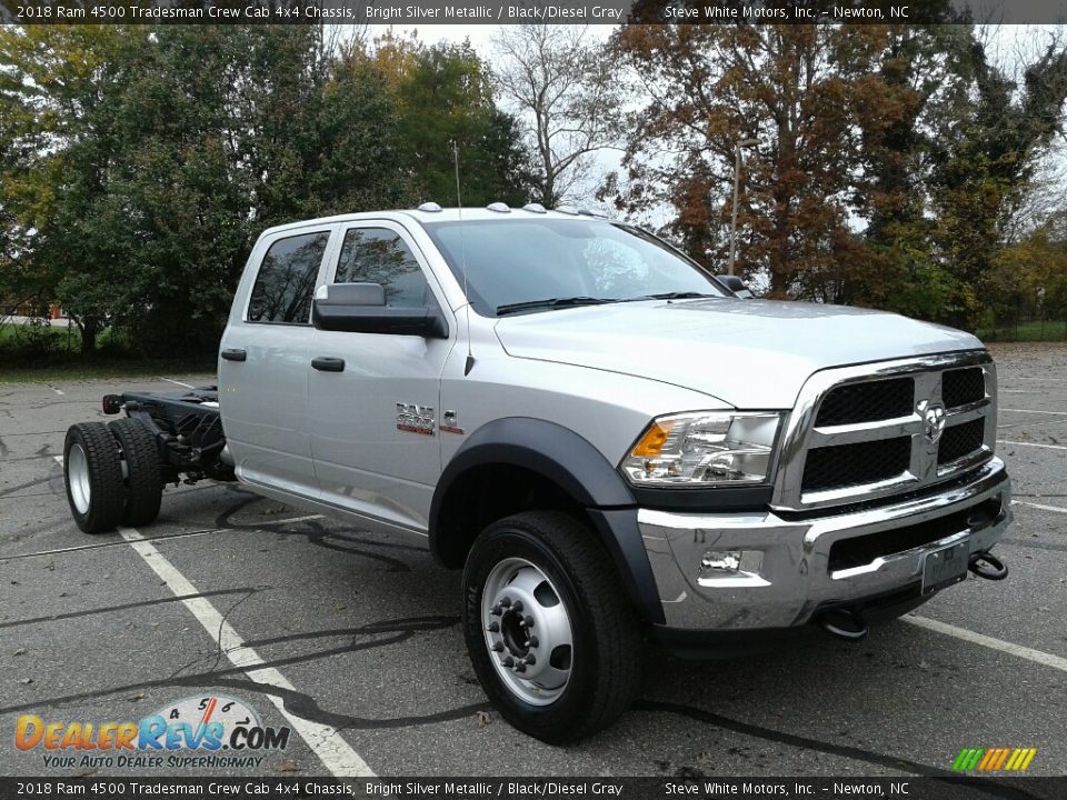 Bright Silver Metallic 2018 Ram 4500 Tradesman Crew Cab 4x4 Chassis Photo #4
