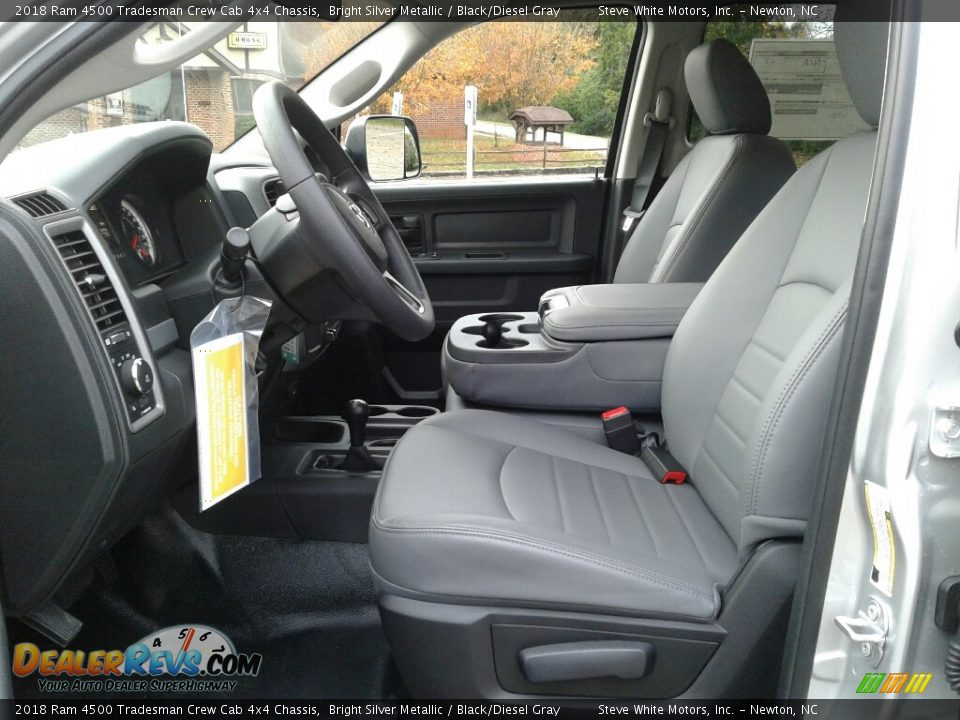 Black/Diesel Gray Interior - 2018 Ram 4500 Tradesman Crew Cab 4x4 Chassis Photo #9