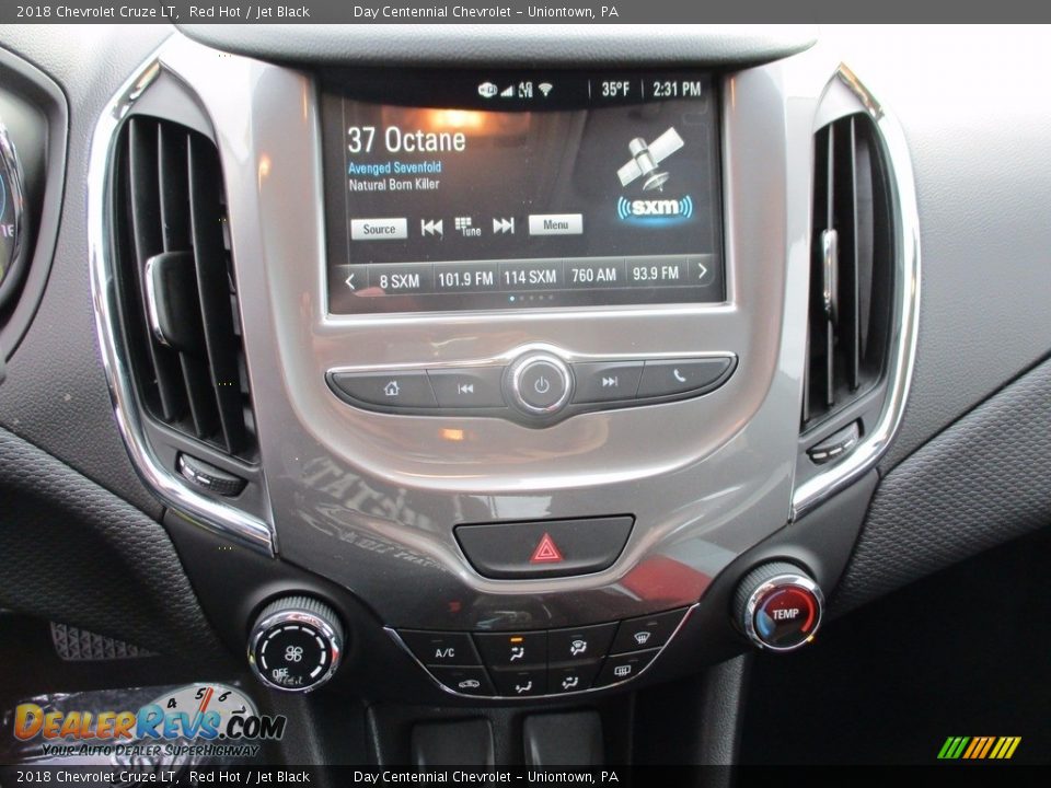 2018 Chevrolet Cruze LT Red Hot / Jet Black Photo #12