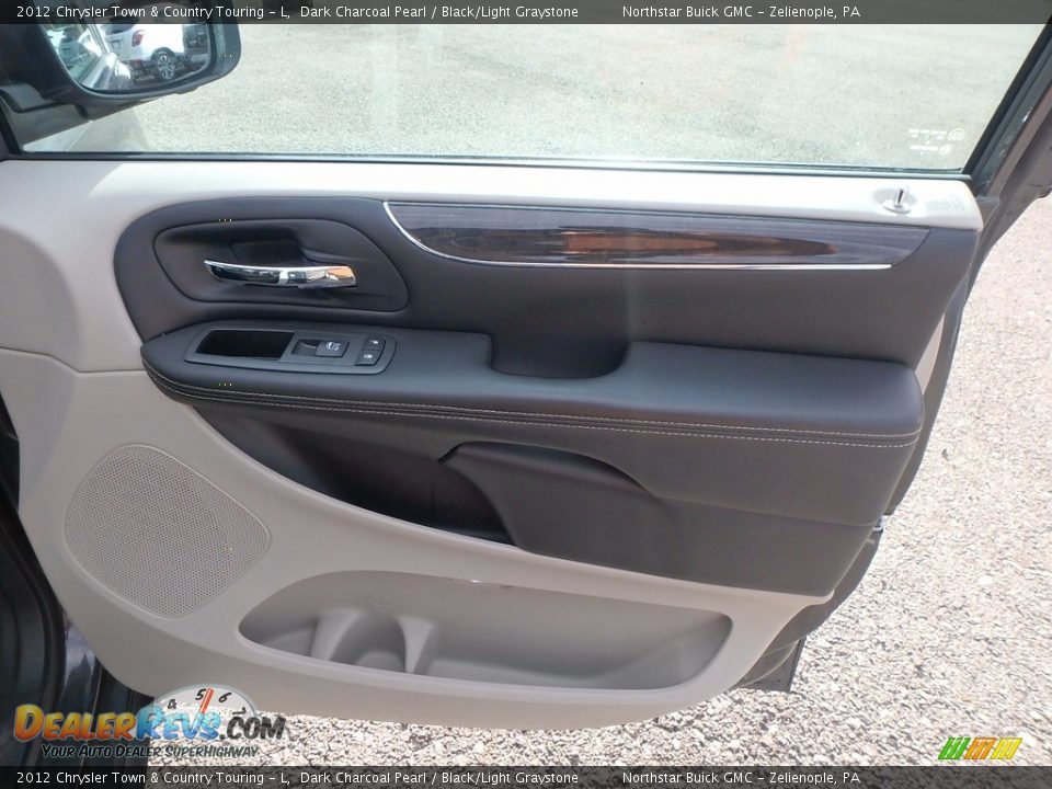 2012 Chrysler Town & Country Touring - L Dark Charcoal Pearl / Black/Light Graystone Photo #7