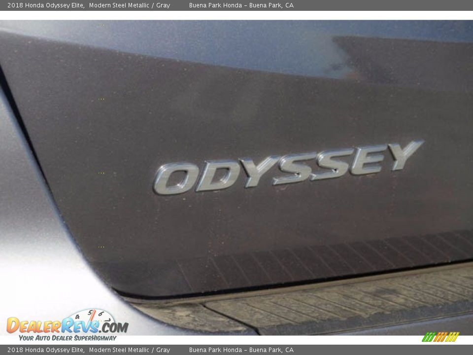 2018 Honda Odyssey Elite Modern Steel Metallic / Gray Photo #3