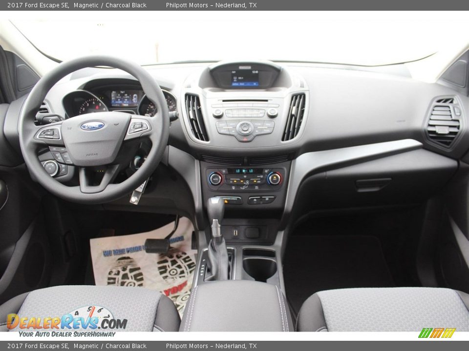 2017 Ford Escape SE Magnetic / Charcoal Black Photo #26