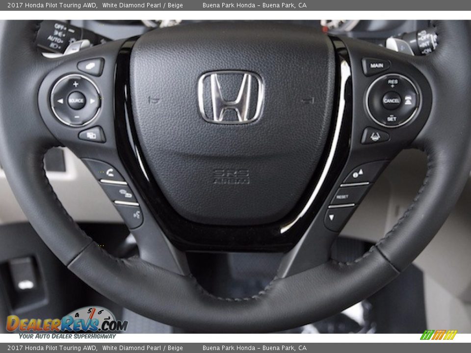 2017 Honda Pilot Touring AWD White Diamond Pearl / Beige Photo #10