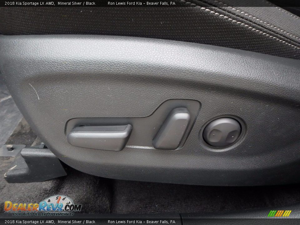 Controls of 2018 Kia Sportage LX AWD Photo #16
