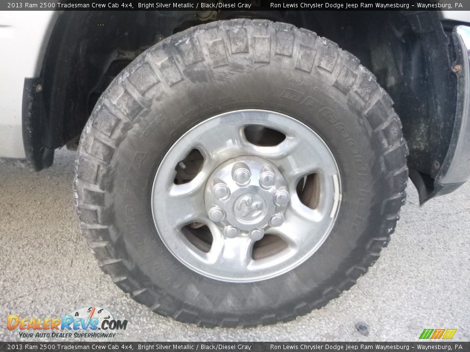 2013 Ram 2500 Tradesman Crew Cab 4x4 Bright Silver Metallic / Black/Diesel Gray Photo #9