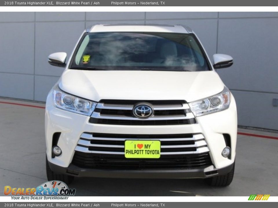 2018 Toyota Highlander XLE Blizzard White Pearl / Ash Photo #2